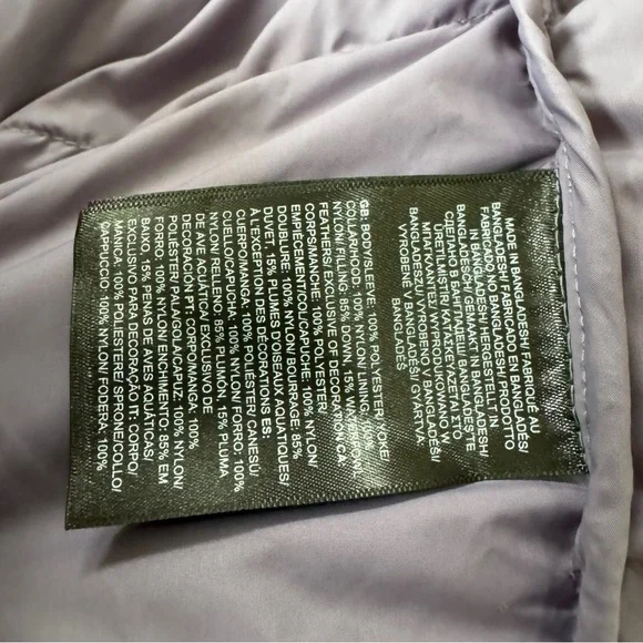 The North Face Purple and Black Puffer Jacket - Picture 8 of 10